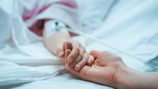 Българска майка разтърси всички с разказа си какво е болно дете да ти умира в ръцете 