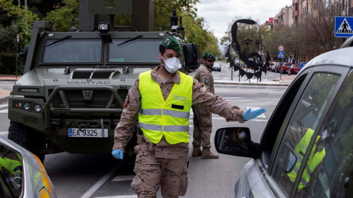 Маршът на смъртта в Европа заприлича на средновековната чума, не смогват да броят труповете
