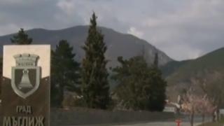 Как живеят в българския град, който първи въведе вечерен час ВИДЕО 