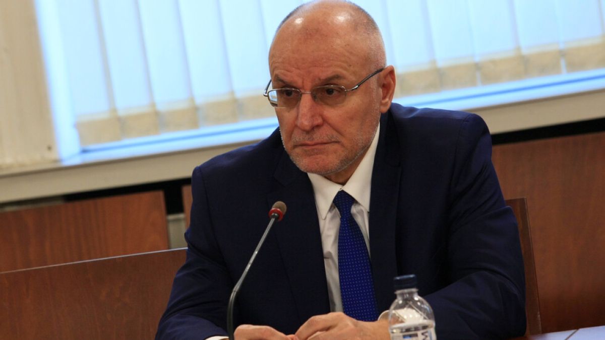 Шефът на БНБ със страхотна новина за всички българи с кредити 
