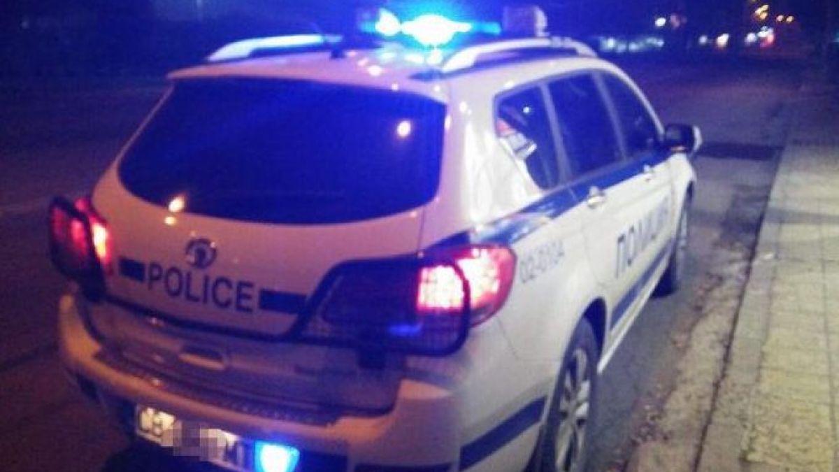 Кървава свада: Мъж бе намушкан с нож в Симитли