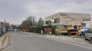 Инцидент в Кърджали: Мъж падна от покрива на неработещо предприятие 