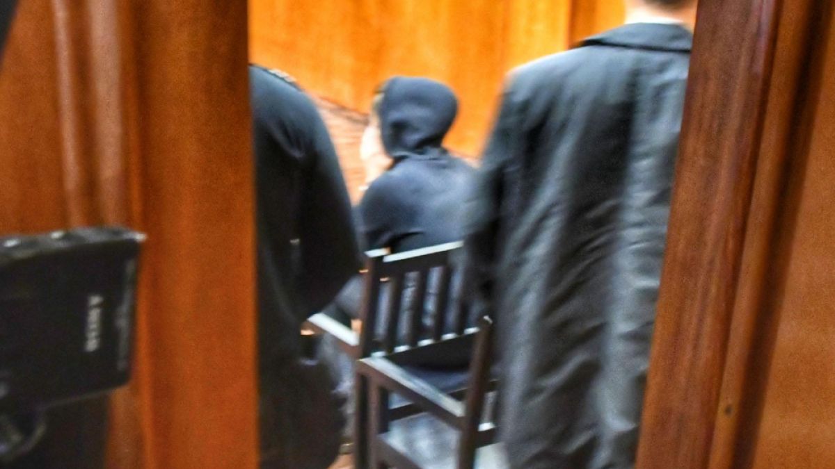 Тежка присъда за 33-г. oбирджия, три пъти нарушил карантината си 