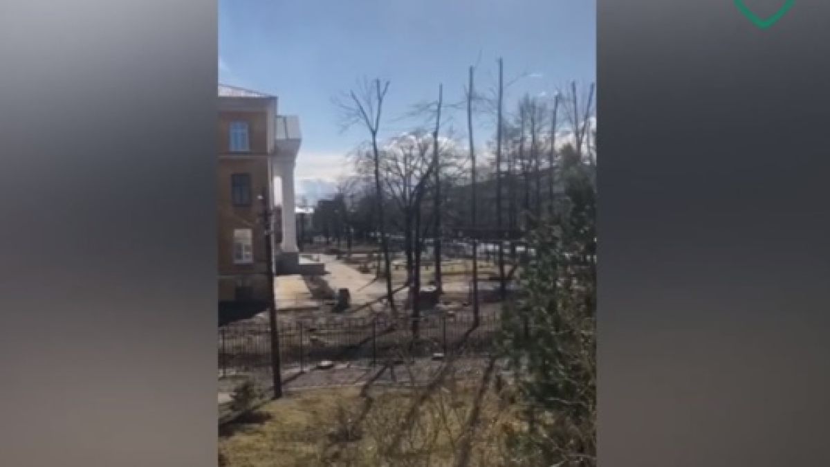 Въоръжени с картечници патрули завардиха руски град под карантина ВИДЕО 