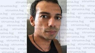 31-г. благоевградчанин, осиновен във Франция, търси биологичната си майка СНИМКИ