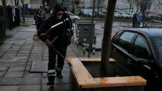 Мощна дезинфекция на София СНИМКИ