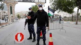 Задължителни предпазни маски в Израел