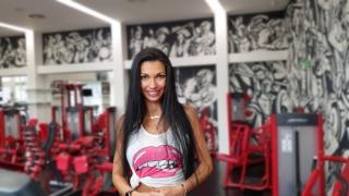 Шаш! "Мис Дупе" гръмна в тв ефир СНИМКИ