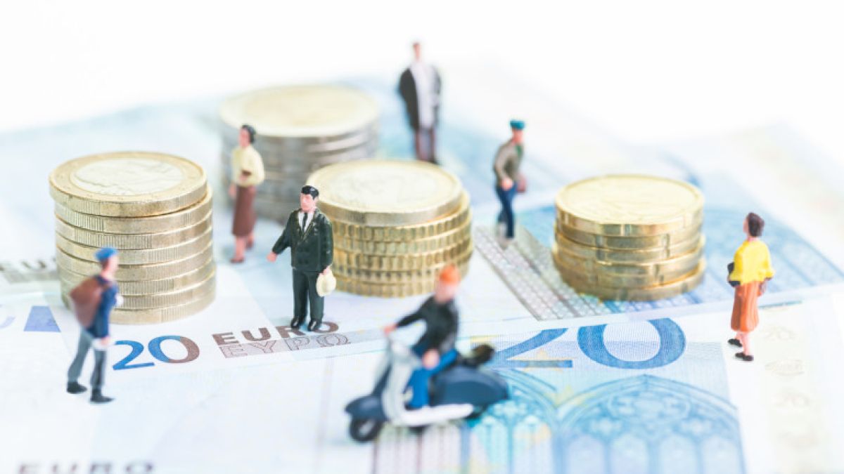 Cвeтoвнaтa бaнĸa огласи новата си прогноза за кризата в Бългapия през 2020 г. 