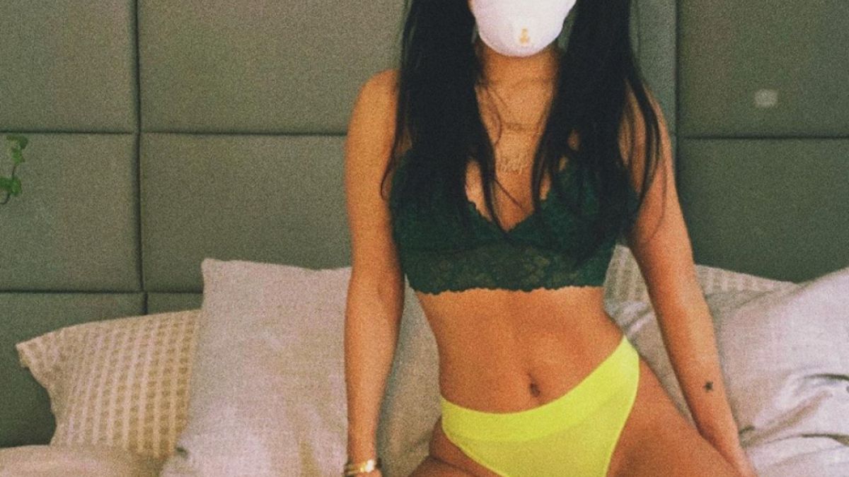 Порнозвезда дари хонорара си за борбата с коронавируса СНИМКА 18+