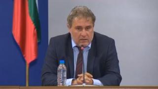 БЛИЦ TV! Министър Банов даде странно обяснение за тежко нарушение, в което бе изловен