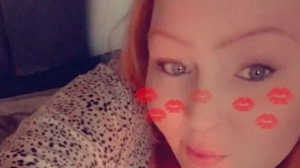 Дъщеря умря на погребението на починалата си от COVID-19 майка СНИМКИ