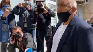 Насред пандемията Борисов видя куп булки и заговори за сватбата на... ВИДЕО