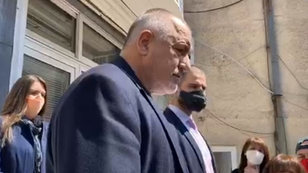Премиерът за президента: Той вчера излъга по bTV. Аз се заклевам във внуците си! ВИДЕО