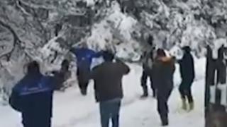 В Кърджалийско показаха как се играе хоро по време на изолация ВИДЕО
