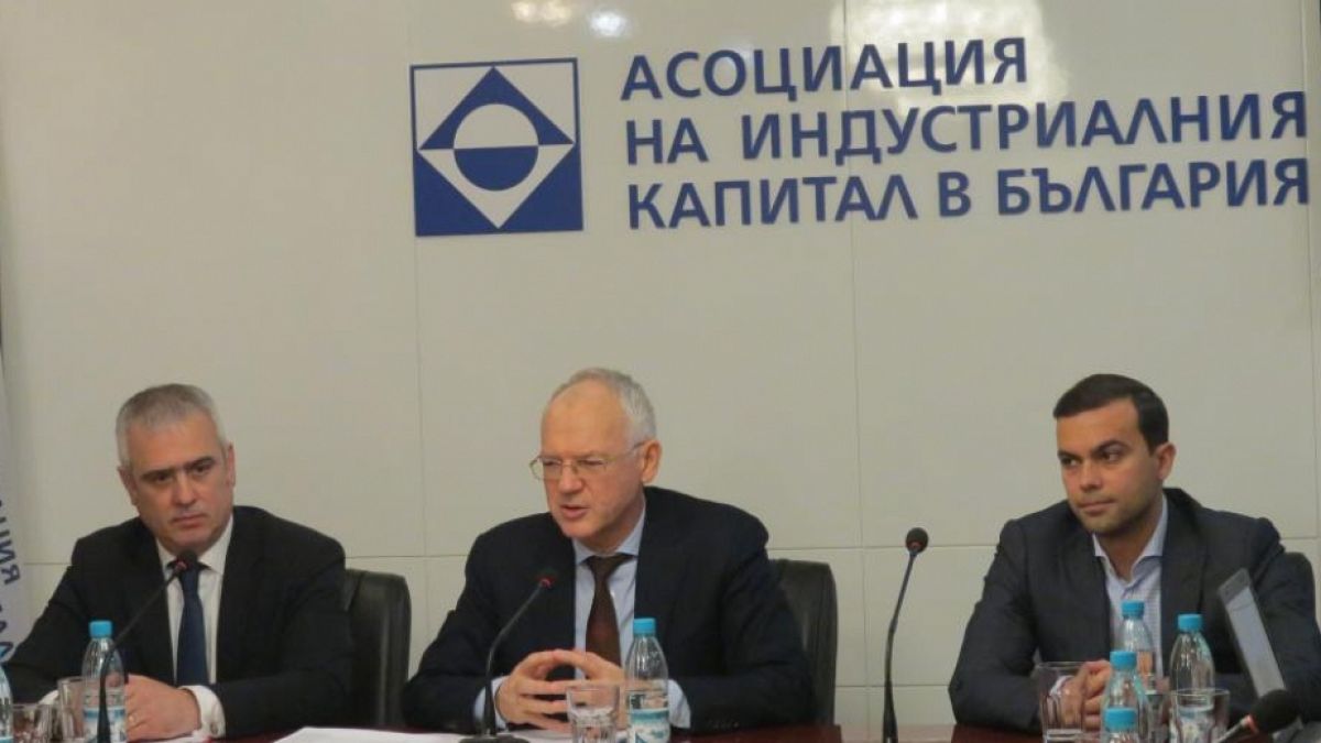 АИКБ предлага смекчаване на икономическите последици от мерките срещу коронавируса