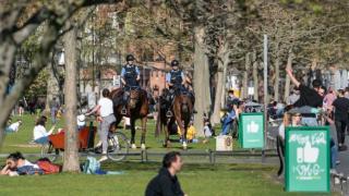 Германците се разбунтуваха срещу падането на карантината