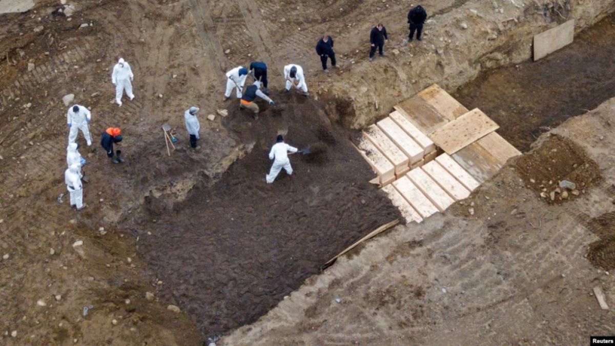 Сводка: COVID-19 с нови 2 страшни световни рекорда сутринта на Велики вторник 