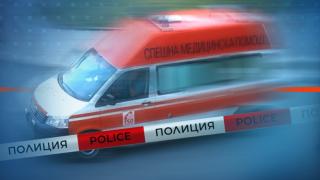 Млад шофьор без книжка се преобърна в канавка и... 