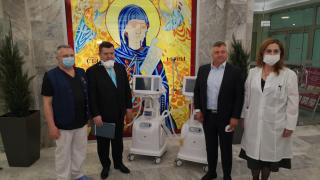 Ново дарение: Пеевски осигури респиратори от последно поколение за УМБАЛ „Света Марина“ във Варна ВИДЕО
