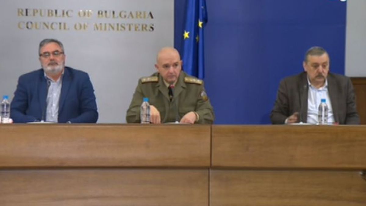 От Щаба огласиха колко са болните от К-19 във "Факултета" и "Филиповци" засега