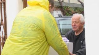 Великденът възможен за 2000 жители на Пещера с храни от "Биовет"