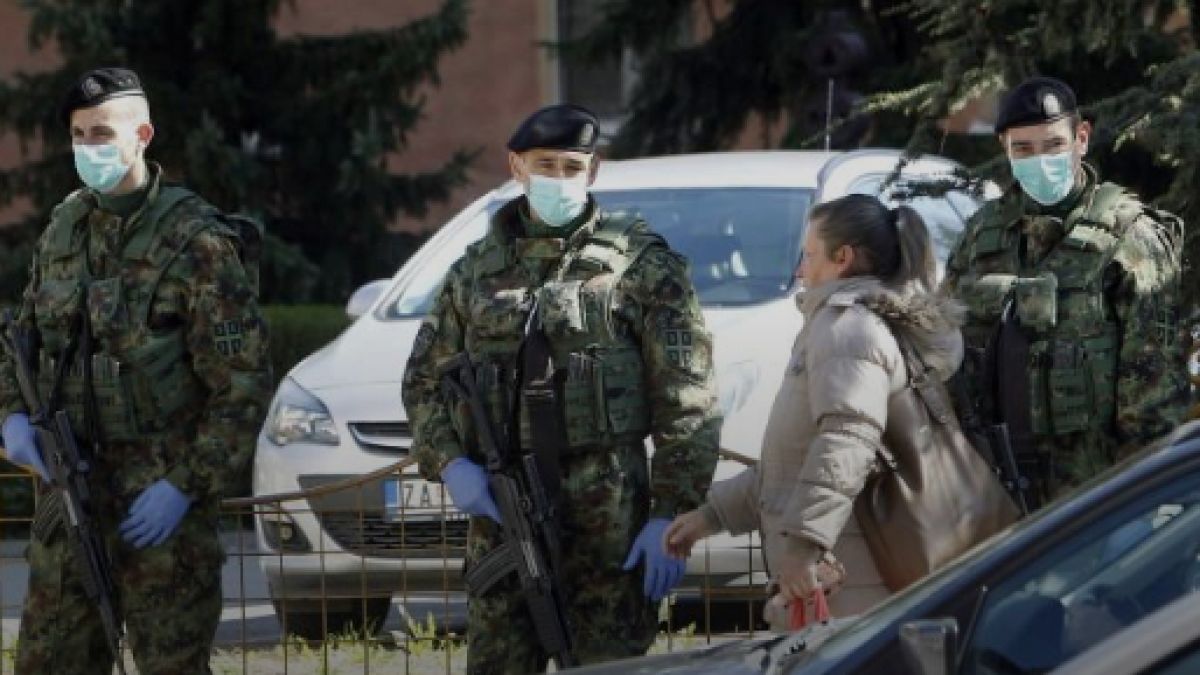 Сърбия отхлаби мерките навръх Великден, отварят кръчмите на...