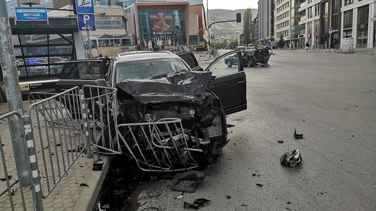 Първо в БЛИЦ: Кървав ад край столичен мол на бул. "Черни връх"