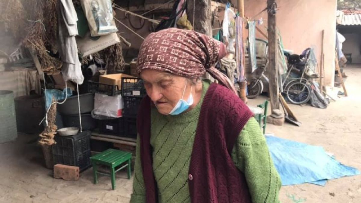 Гнусно посегателство над баба Пенка за 40 лева в Дъбово