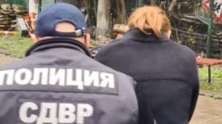 Черни облаци надвиснаха над майката на Кристиан, който погуби Милен Цветков СНИМКИ