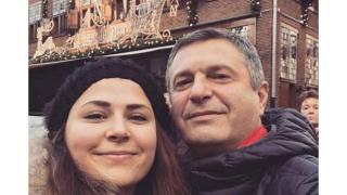 Дъщерята на Милен Цветков кацна в България, ето кой я посрещна