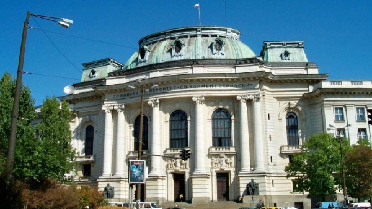 Софийският университет пусна сайт за истинска информация за Covid 19