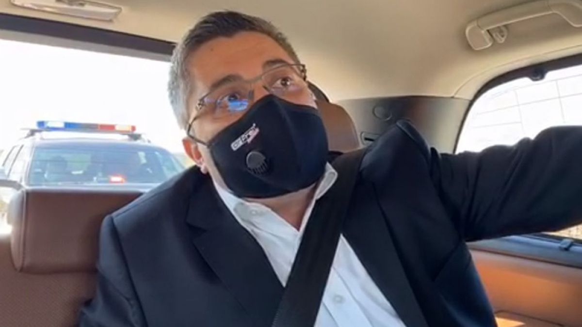 Борисов качи куп министри в джипа и заедно... ВИДЕО