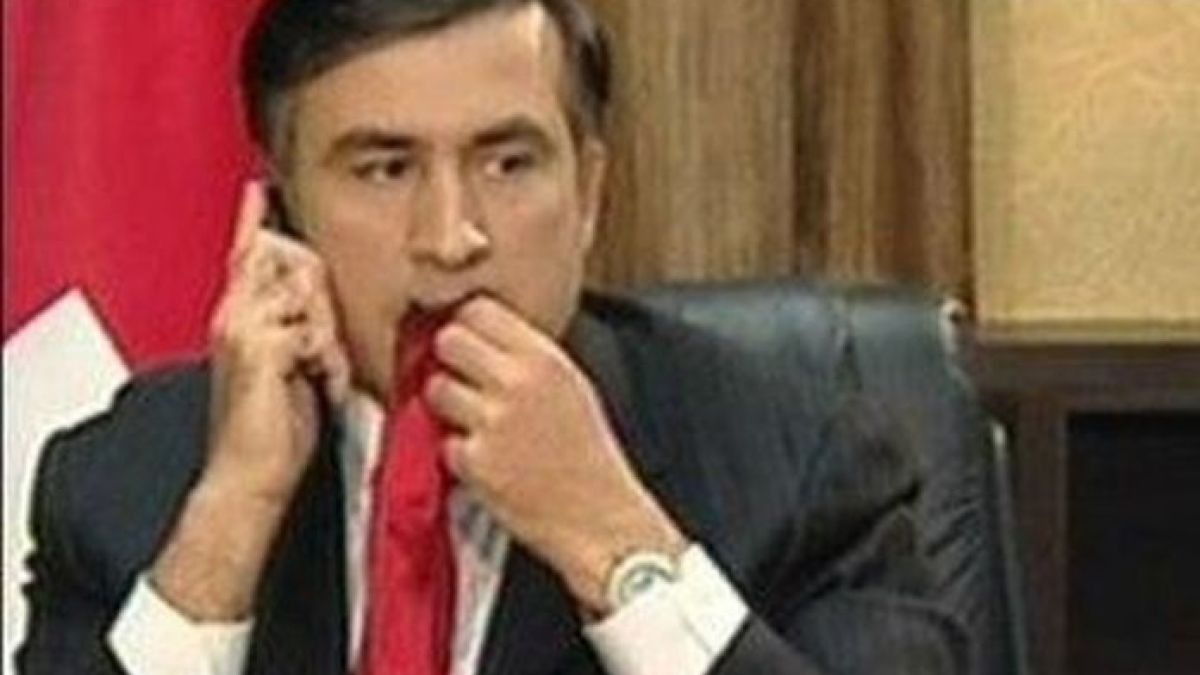 Бомба със Саакашвили, който си ядеше вратовръзката, пак се уреди на висок пост в Киев