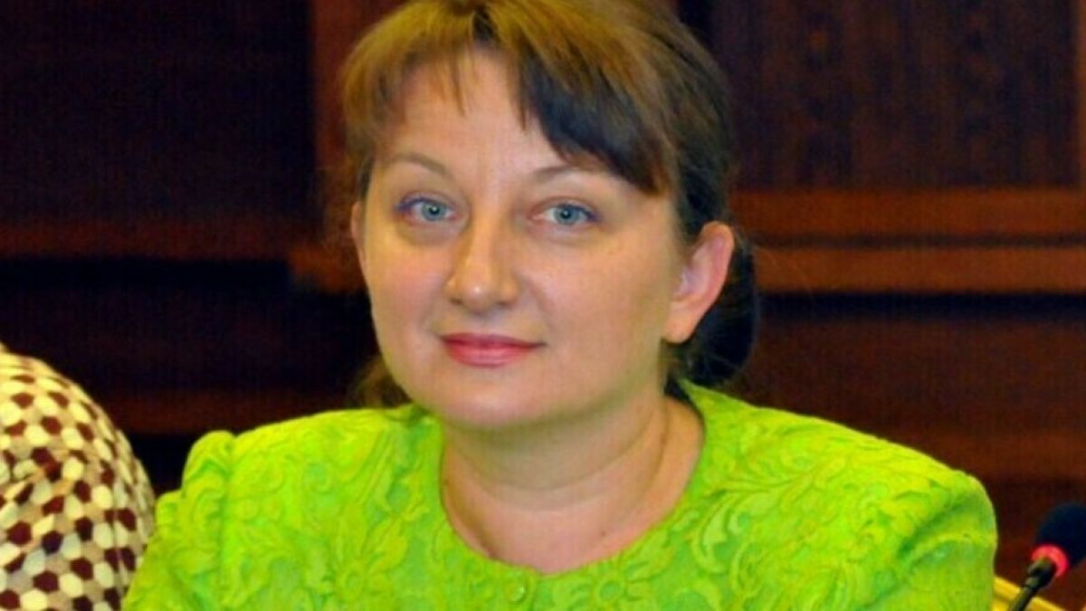 Сачева с последни новини за ръста на безработицата и обезщетенията 