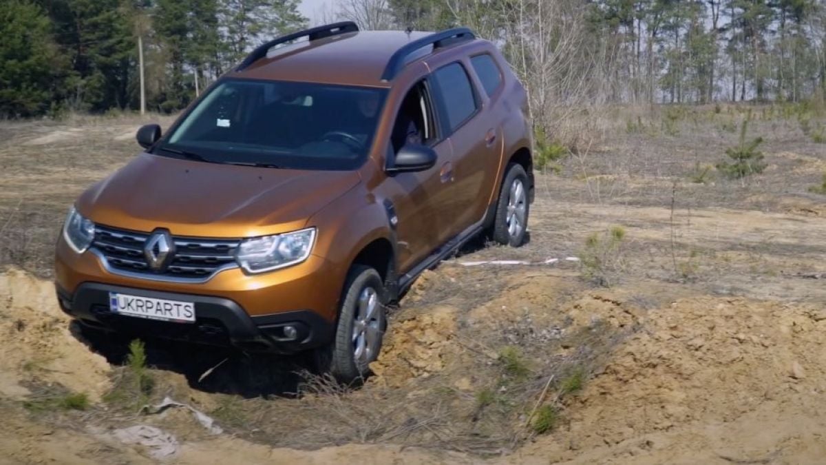 Нов Renault Duster за 1 година измина 90 000 км и ето какво се случи ВИДЕО