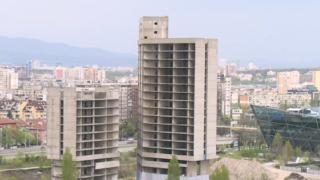 Екшън! Взривиха сградата на ИПК "Родина" ЗРЕЛИЩНО ВИДЕО