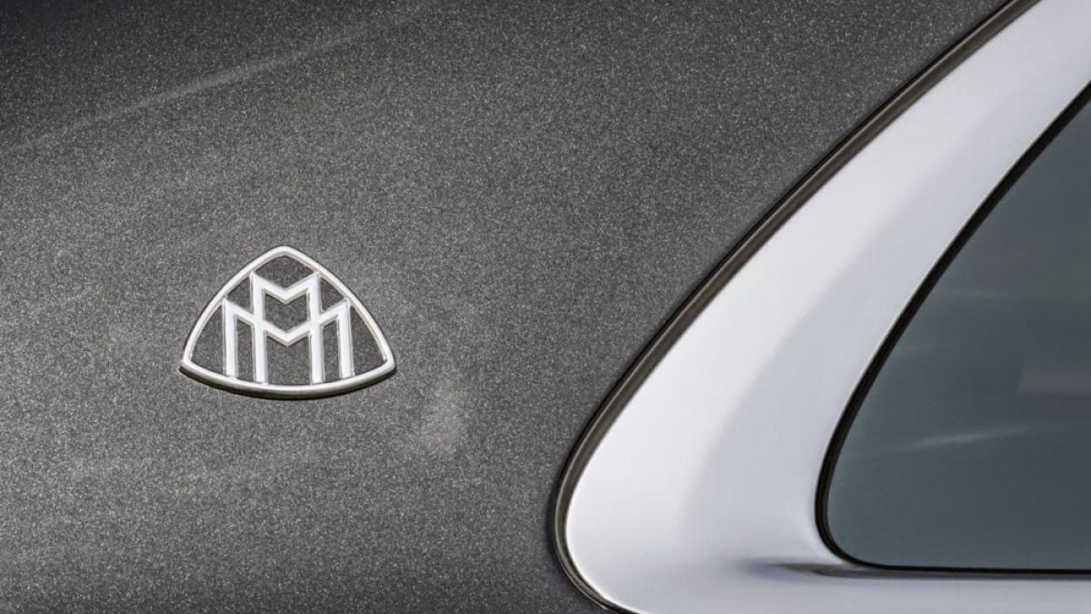 Тестват новия Mercedes-Maybach S-Class на Нюрбургринг СНИМКИ