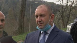 Радев с нова критика: Поиска публичен регистър с разходите за COVID-19