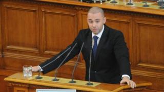 Александър Ненков: Кризата с К-19 най-вероятно ще продължи много дълго 