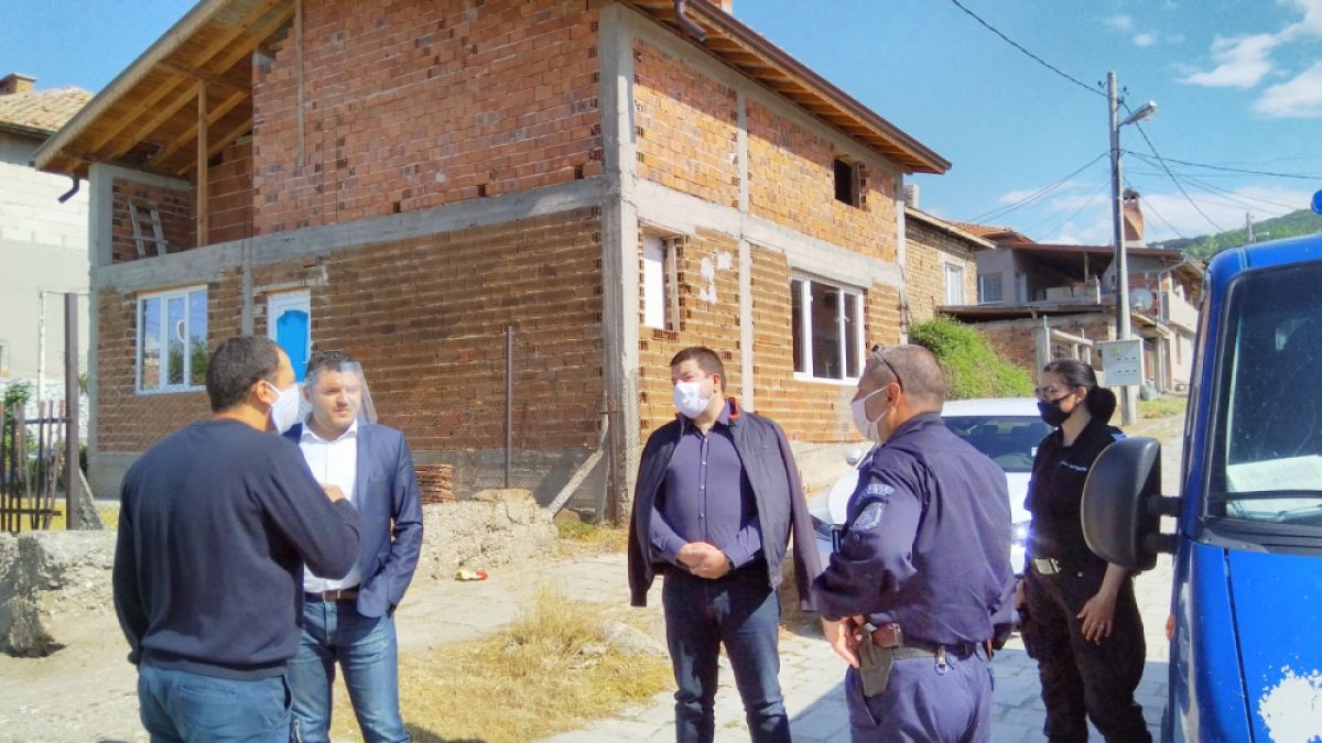 Цигански лидери с шокираща постъпка в Брестовица