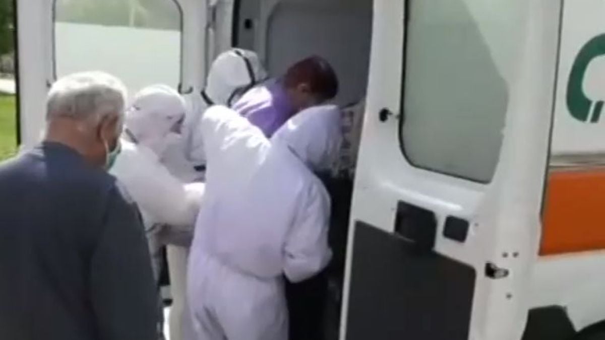 Изведоха заразените с COVID-19 от Дома за възрастни хора в Гара Орешец ВИДЕО