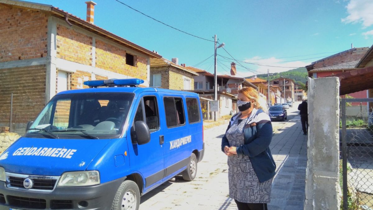 Шефът на пловдивската полиция каза какво се случва в махалата в Брестовица СНИМКИ