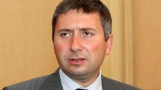 Демоните на Прокопиев и даренията на Пеевски