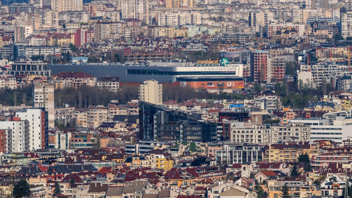 Това е най-желаният за живеене квартал в София, наемите са по 365 евро