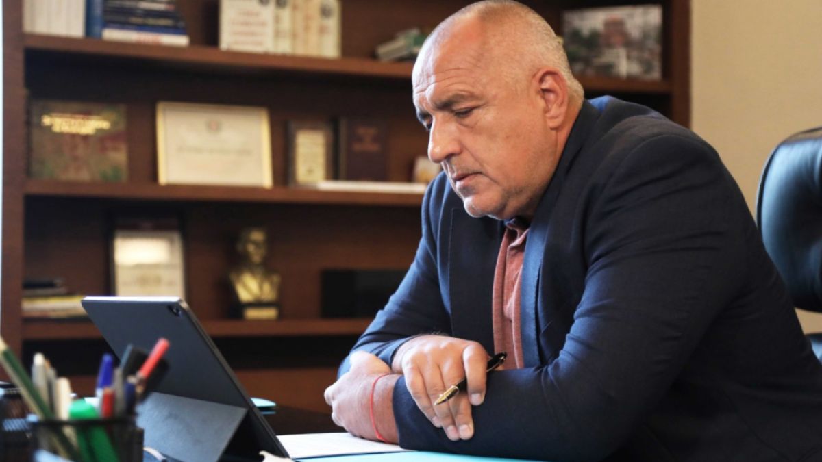 Борисов събира извънредно министрите 
