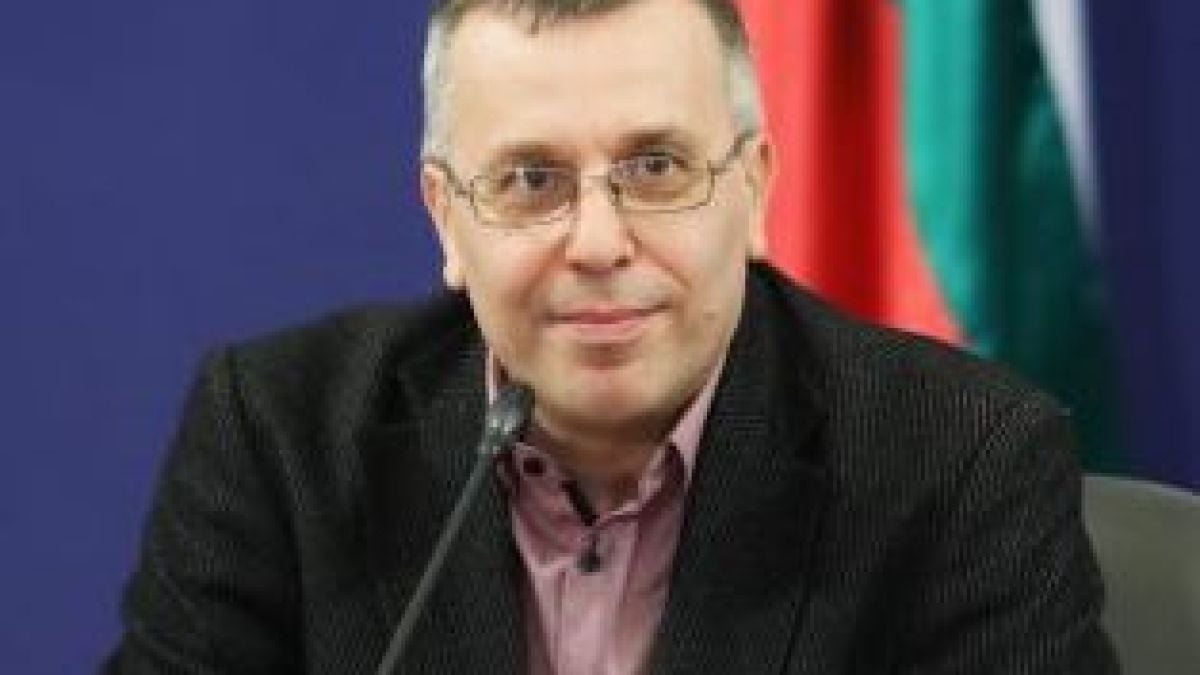 Кой е полковникът, който вместо ген. Мутафчийски, ще дава сводката за К-19 