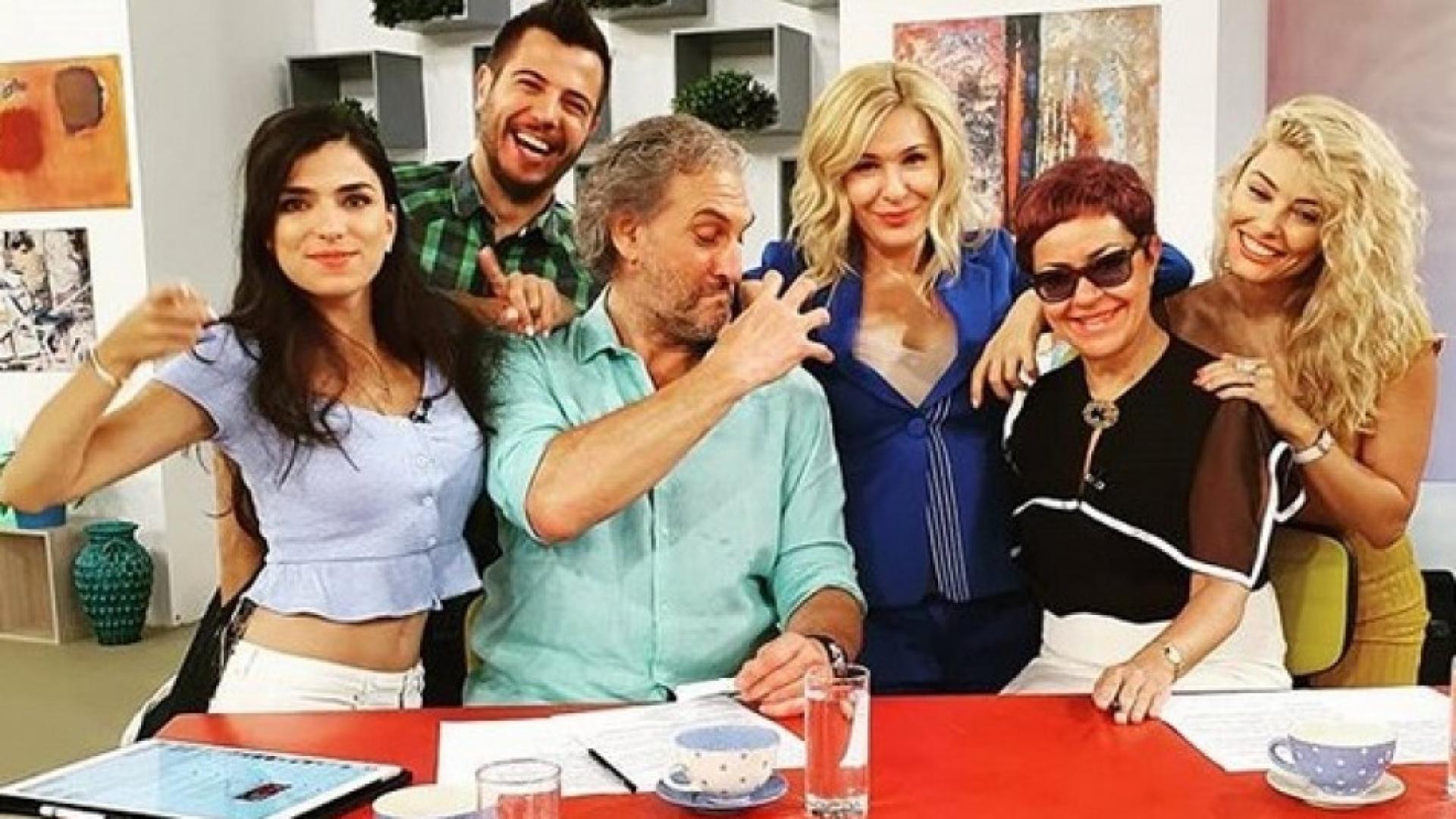 Ко водеща на Гала се оказа милионерска щерка СНИМКИ