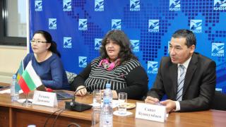 Професор Дронзина разби тезата на доц. Мангъров за Швеция и К-19 