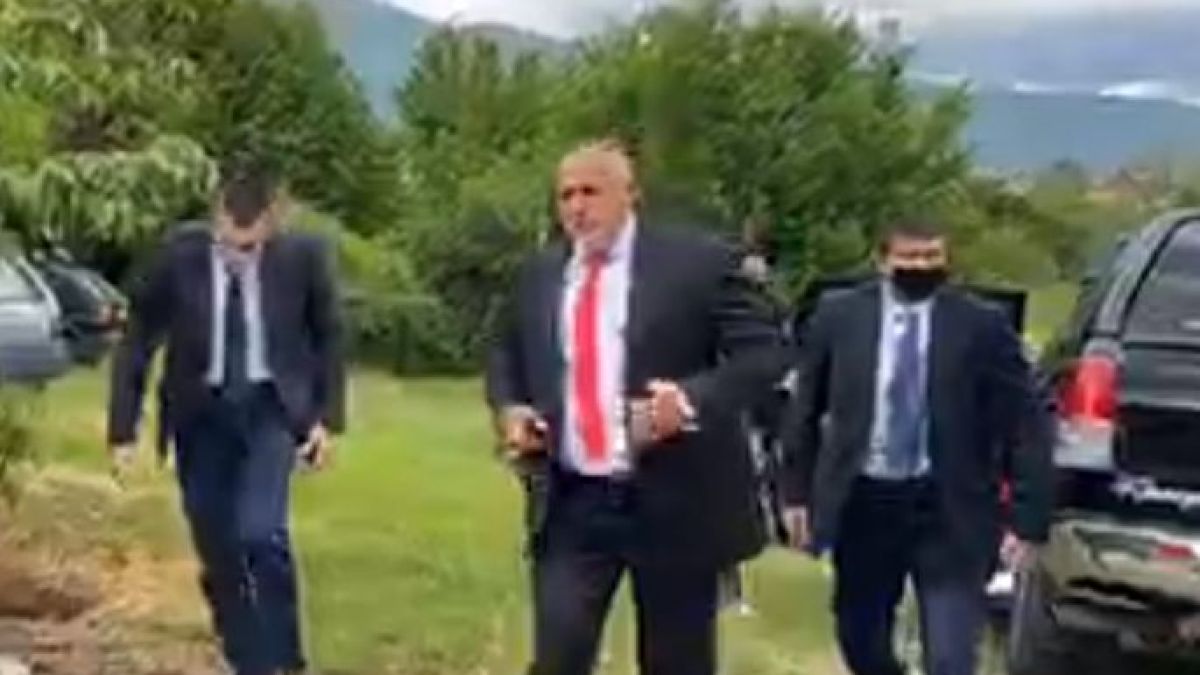 Борисов изненадващо се появи при... ВИДЕО